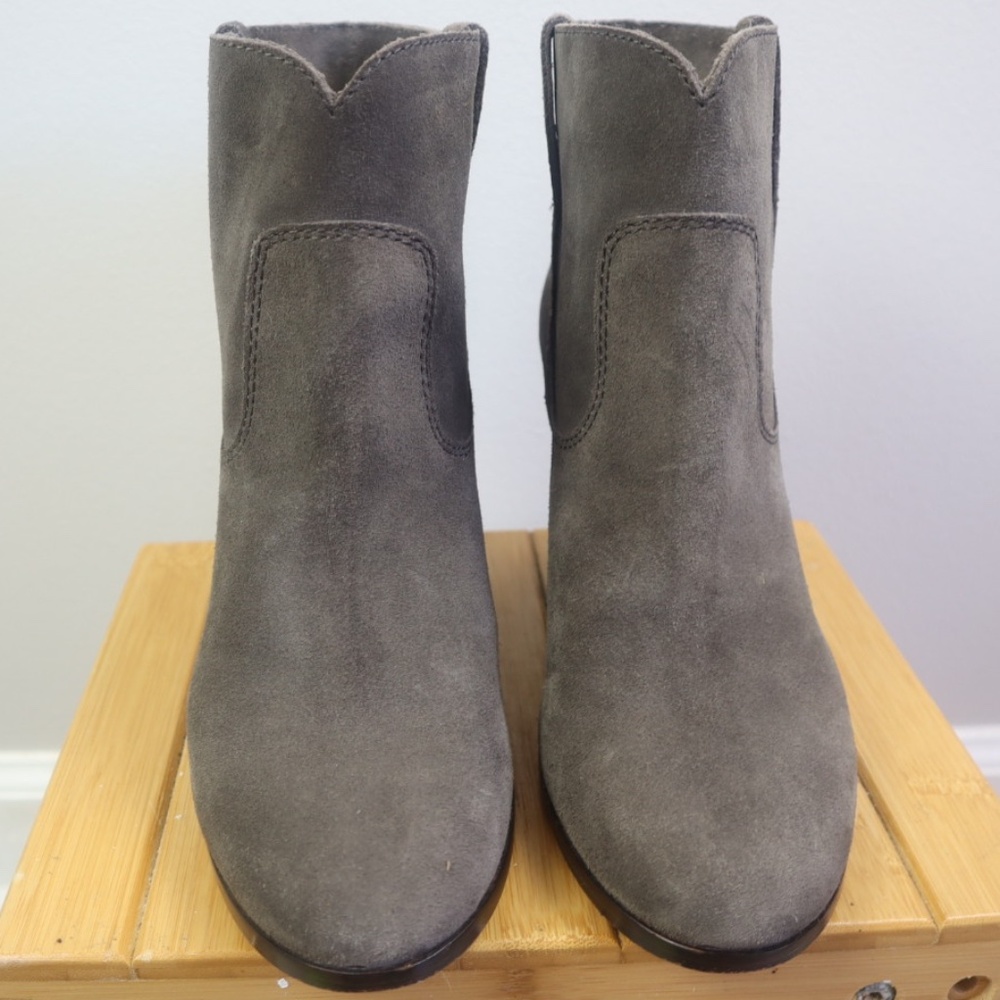 Frye Suede Ankle Boots Size 8.5